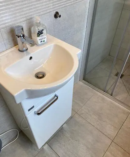 Oliwia Ii Апартаменти *